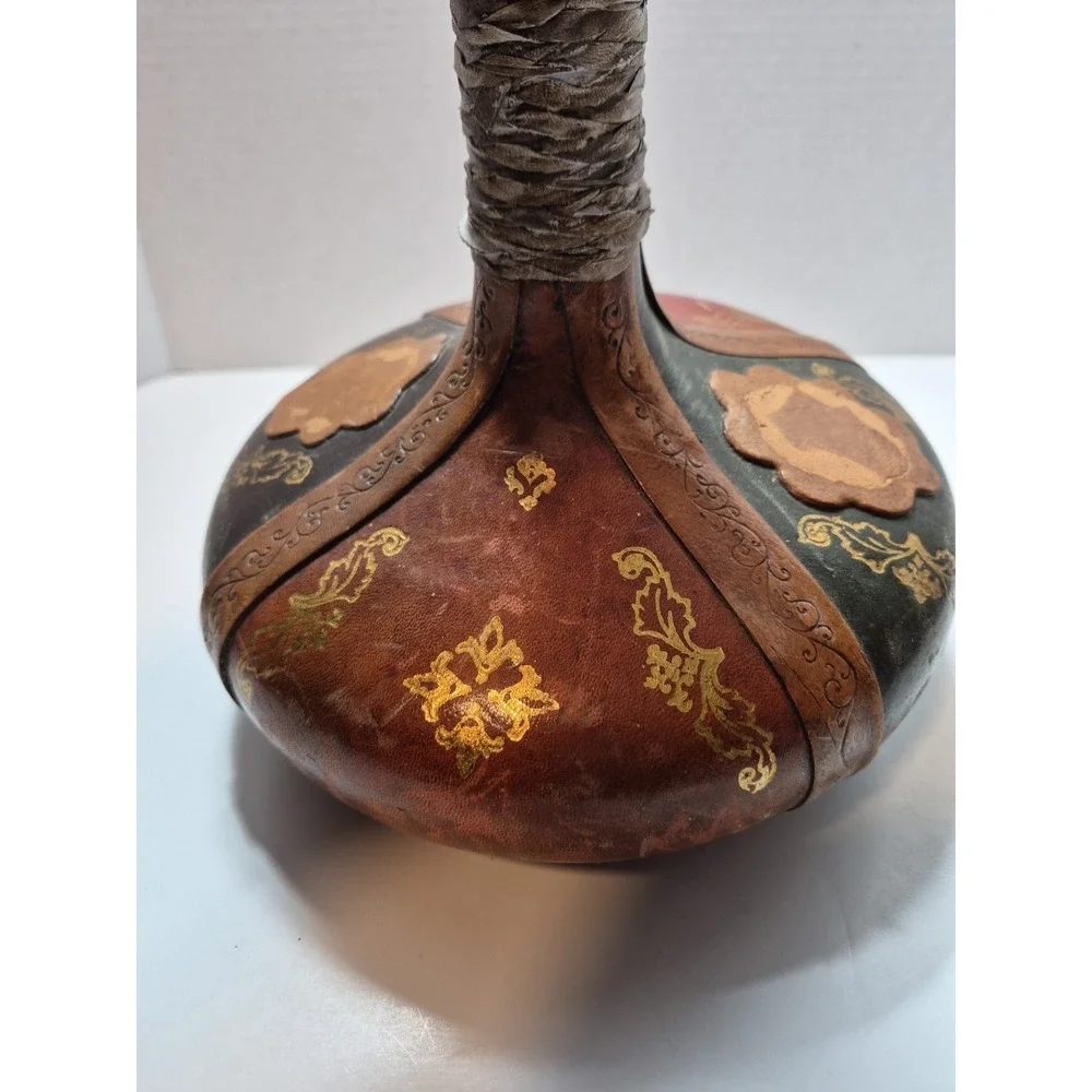 Vtg Italy Leather Covered Wine Bottle Decanter 